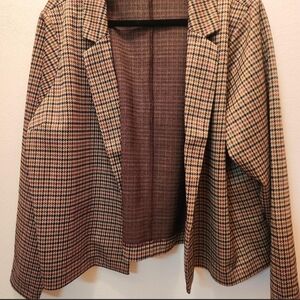 Maurices Tan and Brown Houndstooth Blazer Jacket